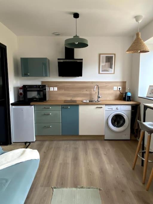 Entre Ville Et Campagne Appartement Cosy Avec Parking Et Terrasse Wood Coutiches 外观 照片